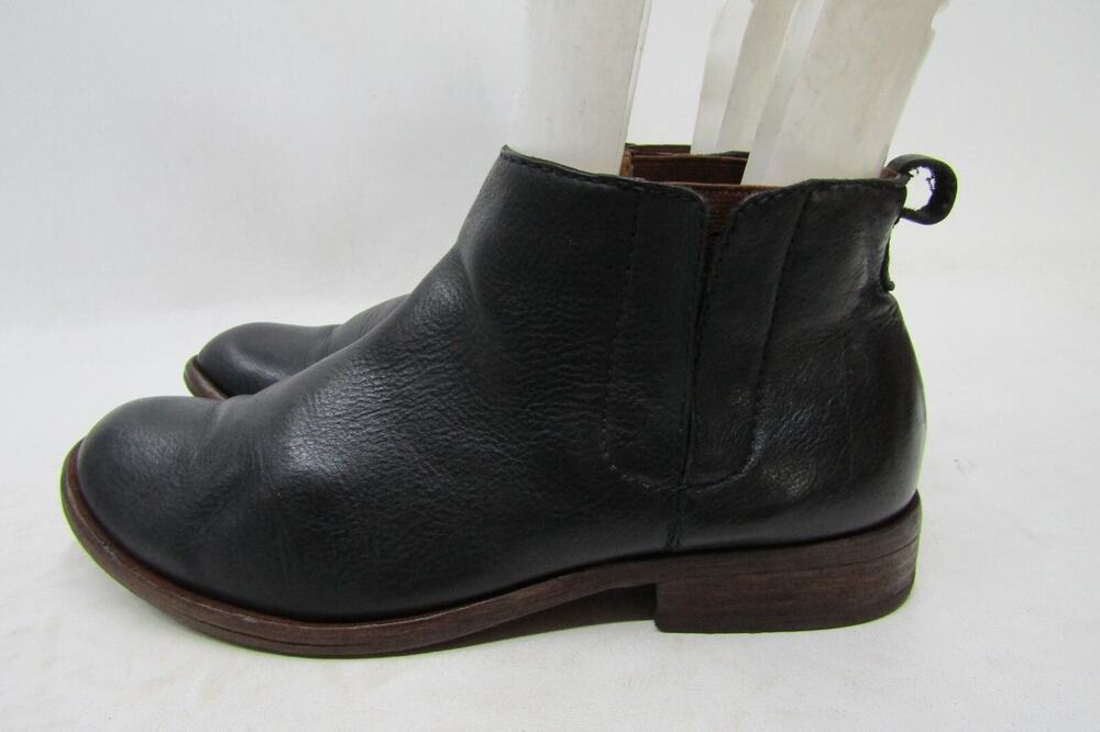 Kork Ease Womens Size 9 M Black Leather Chelsea Ankle Fashion Boots Bootie